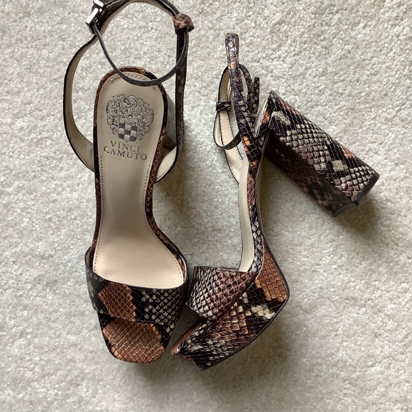 Vince Camuto | Shoes | Vince Camuto Chastin Heeled Sandals Size 85 | Poshmark